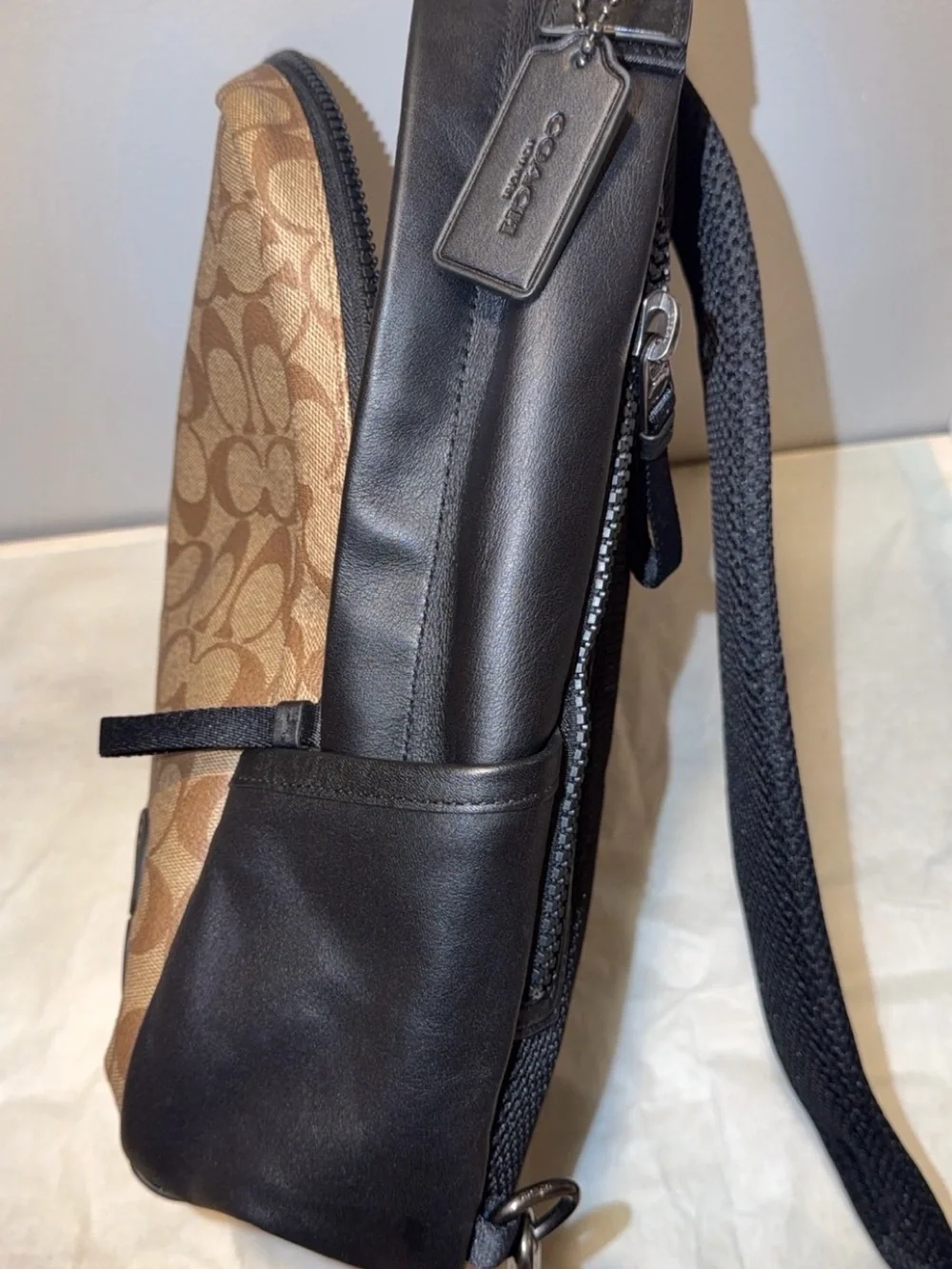 Coach Edge Pack 89909 Signature Canvas Leather Sling Crossbody Brand New